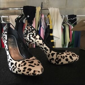 WHBM Calf Hair Leopard Animal Print Pumps